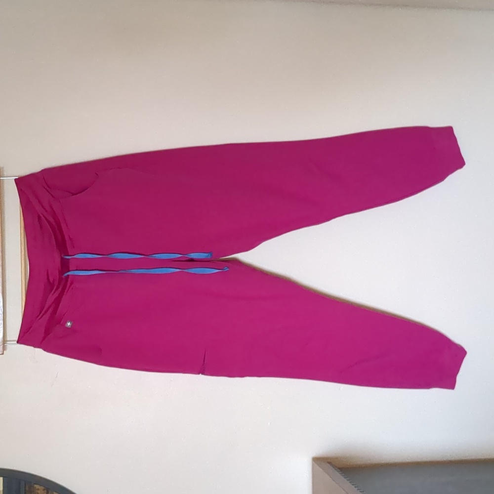 Figs High-Waisted 2.0 Jogger Scrub Pant - M / Raspberry Sorbet